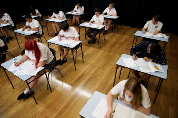 Thousands of VCE students will get a point for an erroneous question on a maths exam.