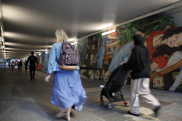 Tunnel Albert HOT-to-CBD cbsland. 