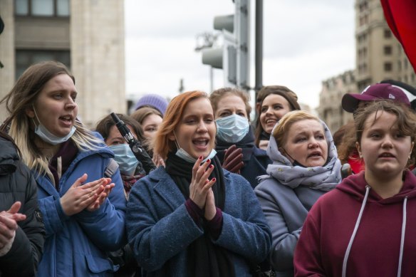 Police across Russia have detained large numbers of people in connection with demonstrations in support of jailed opposition leader Alexei Navalny in Moscow, Russia.