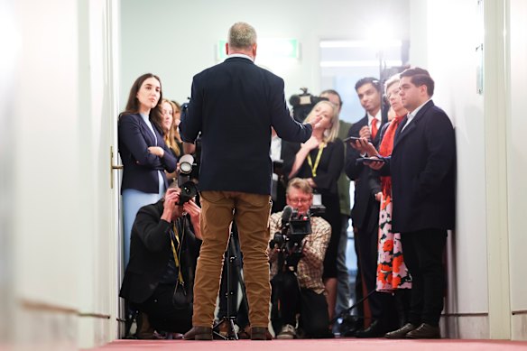 Journalists in the Canberra press gallery match wits with seasoned politicians such as Barnaby Joyce.