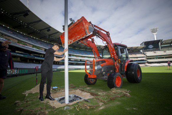 Richmond’s Jayden Short lends a hand ahead of this Thursday night’s season opener against Carlton. 