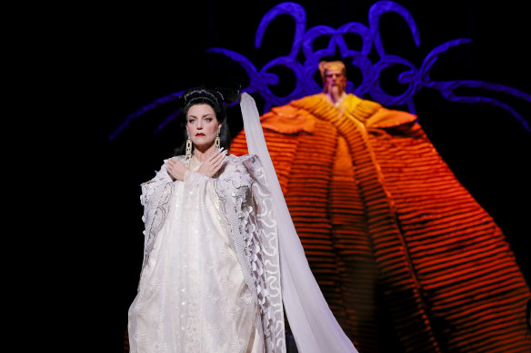 Lise Lindstrom is a brilliant Turandot.