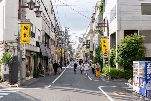 Rua Kamiyama, fora dos roteiros mais conhecidos, na área de Tomigaya.