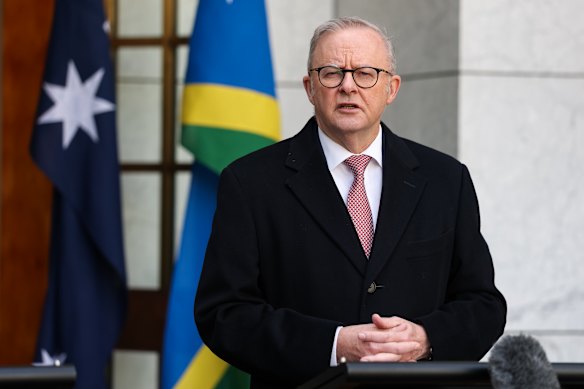 Prime Minister Anthony Albanese says financial pressure on Australians is contributing to the disintegration of the political system.