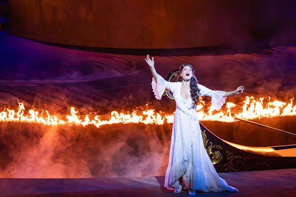 Amy Manford as Christine Daaé.