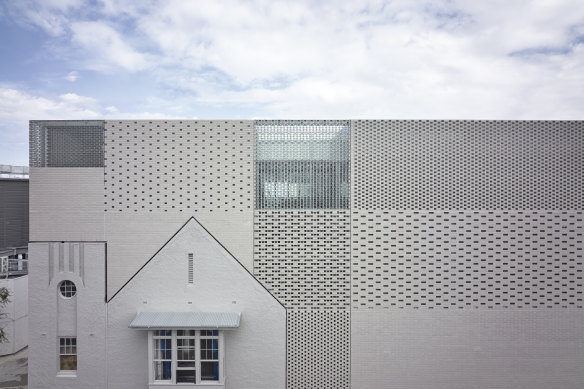 The Melbourne Holocaust Museum introduces natural light. 