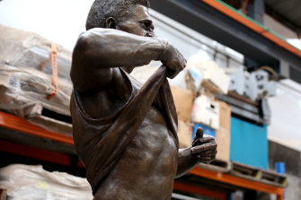 The Nicky Winmar statue.