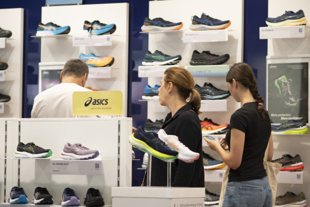 Asics store store prospect