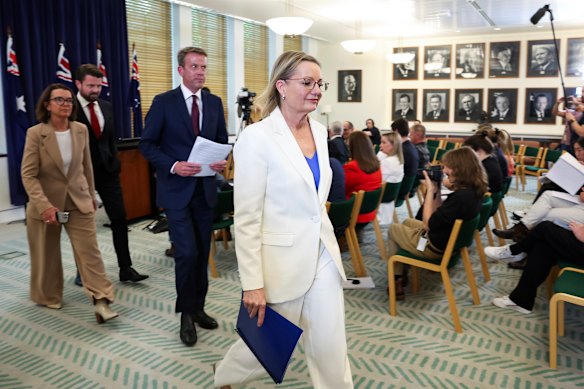 Opposition Leader Sussan Ley tried to portray herself as simultaneously consultative and in command, but the net zero debate has taken a toll on her leadership.
