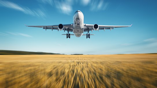 Airlines say they can't bring everyone home if the weekly cap remains as low as it 2000 passengers a week.