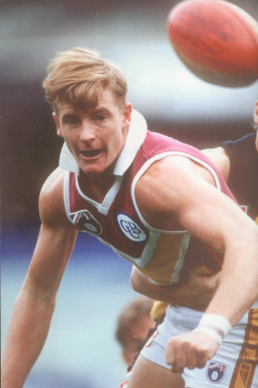 In 1995, Michael Voss, who now coaches the Blues, was a player for the Brisbane Bears. The Brisbane Lions did not yet exist.
