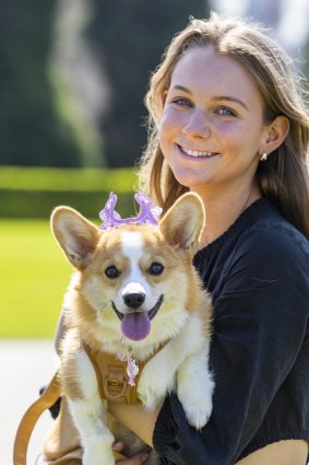 Bianca Julicher dressed her corgi Barbie in a crown in tribute to the Queen. 