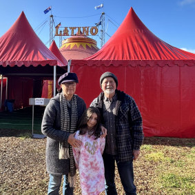 Anna and Victor Szwed with their granddaughter Penny Obeid.