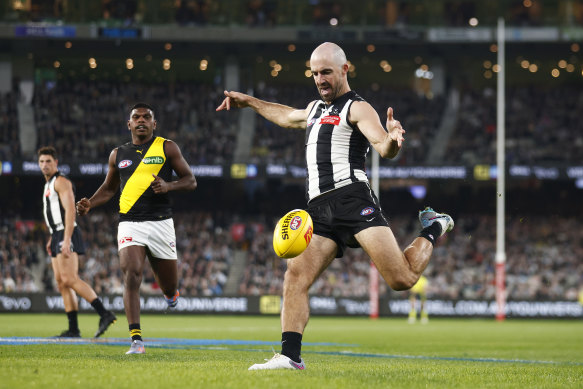Left or right foot, it never mattered to Steele Sidebottom.