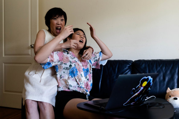 Akina Li and her mother, Ying Liu, react as Akina gets her 99.95 ATAR result.