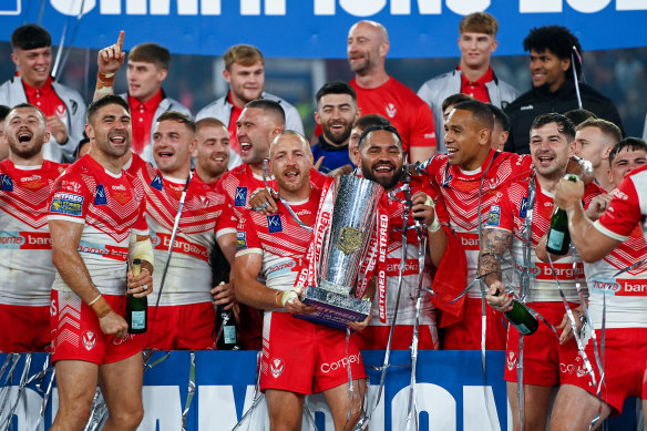 St Helens have been crowned Super League champions four years in a row.