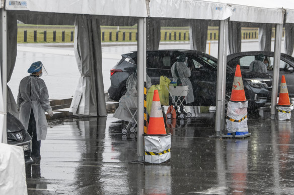 Histopath’s drive-through COVID testing clinic at Maroubra before it closed on Tuesday.