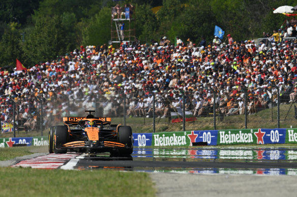 Piastri en route to his first F1 grand prix victory.