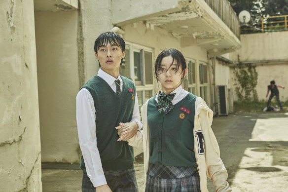 Park Ji-hu and Yoon Chan-young in All Of Us Are Dead.
