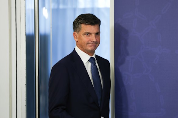 Federal Opposition Leader Angus Taylor, who might be advised to talk to a wider range of people.