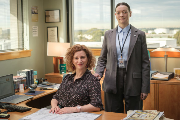 Felicity Ward and Edith Poor as Hannah Howard and Lizzie Moyle in the Australian version of The Office.