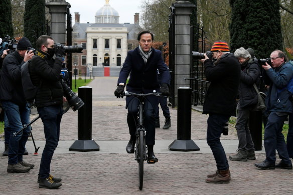 Dutch Prime Minister Mark Rutte leaves the Royal Palace after resigning.