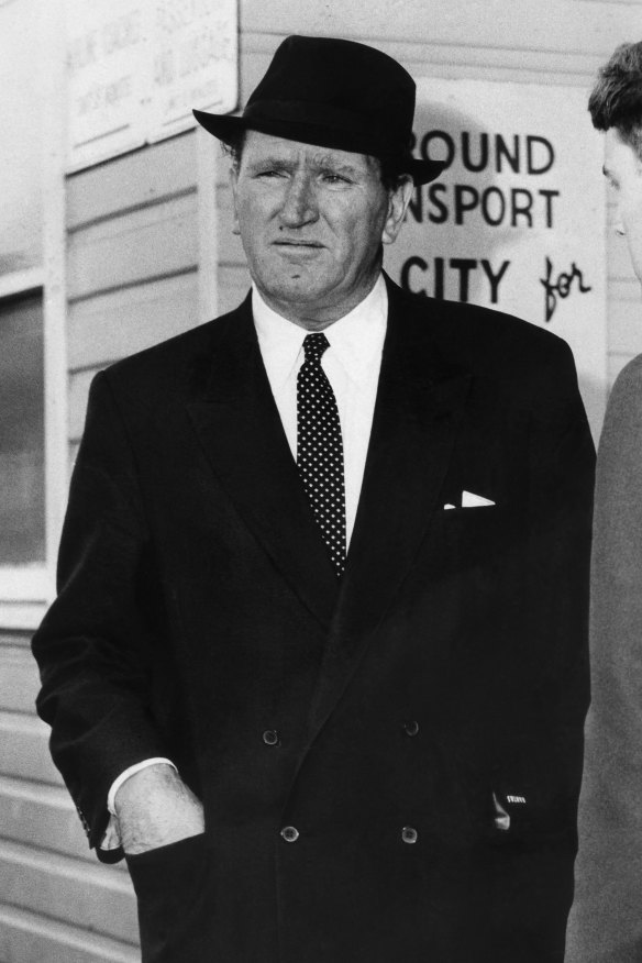 The Sydney Morning Herald faced intense competition from media mogul Frank Packer who would launch The Australian Women’s Weekly and take control of The Daily Telegraph.