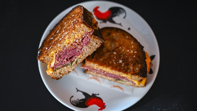 Warkop: Sydney's Sandwich Scene Just Got a Serious Upgrade