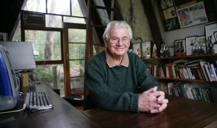 Cliff Green in his Warrandyte study, 2012.