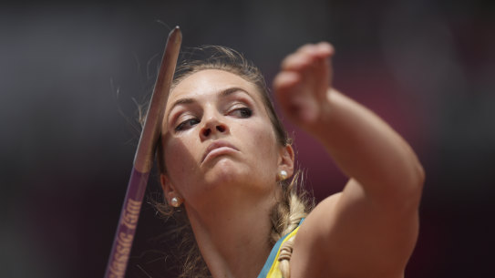 She left it late but Kelsey-Lee Barber has made it into the women’s javelin final.
