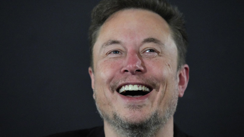 Elon Musk enters the AI arms race … with a cocaine recipe