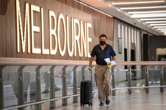 Le voyageur a atterri à Melbourne le 3 décembre.