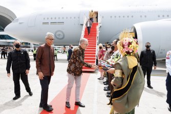 Anthony Albanese arrives at Makassar, following talks with Indonesian President Joko Widodo in Jakarta.