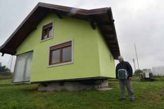 The house designed and built by 72-year-old Vojin Kusic, can rotate a full circle to satisfy his wife’s shifting desires as to what she should see when she looks out of the windows of her home. 