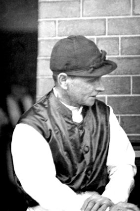 Bobby Lewis, the Cup-winning jockey of 1919. He also won the race in 1902, 1915 and 1927.