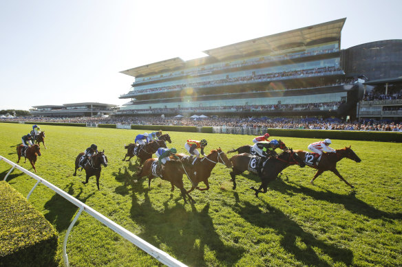 Giga Kick wins the 2022 Everest at a packed Royal Randwick.