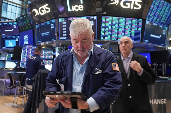 Wall Street has been boosted by a number of US companies reporting fatter profits for the start of 2026 than analysts expected.