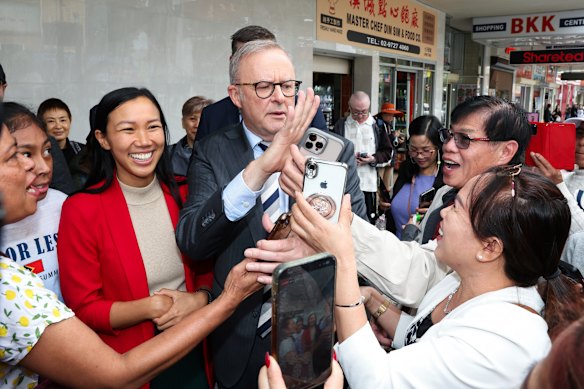 Anthony Albanese was flooded with requests for selfies.