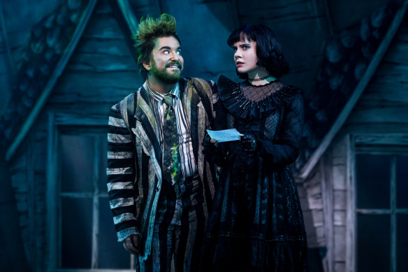 Alex Brightman and Elizabeth Teeter in the New York production of Beeteljuice.