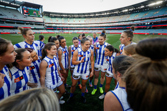 Emma Kearney address the group.