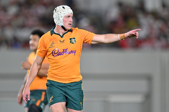 Declan Meredith gestures to a teammate during the Wallabies’ win over Japan.