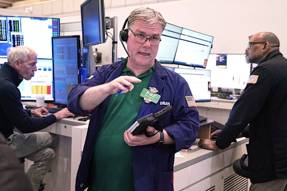Wall Street bounced back on Wednesday, ending its three-day losing streak. 