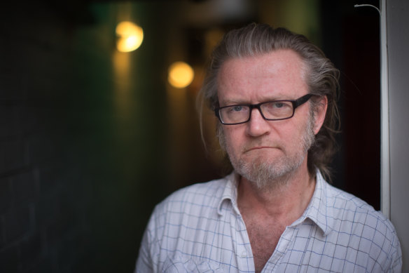 Former police prosecutor Justin Shaw says the force should’ve foreseen that officers hadn’t been sworn in properly.