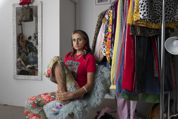 Cheap second hand designer clothes outlet