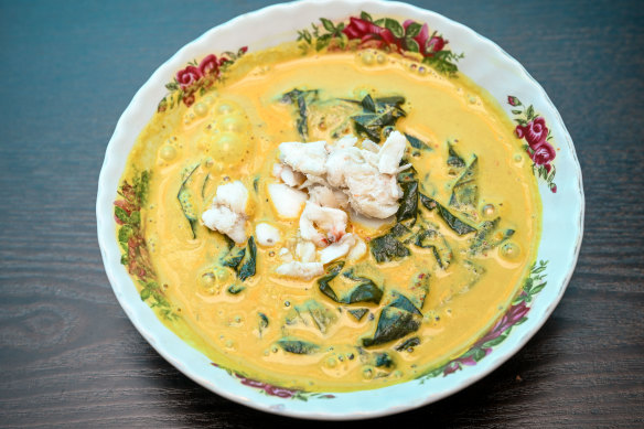 Yellow curry with sweet picked crab meat.