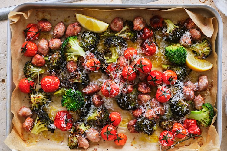 Broccoli and sausage tray bake.