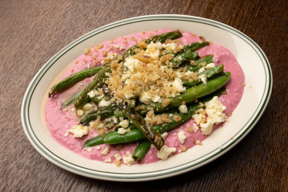 Garlicky green beans on beetroot yoghurt.