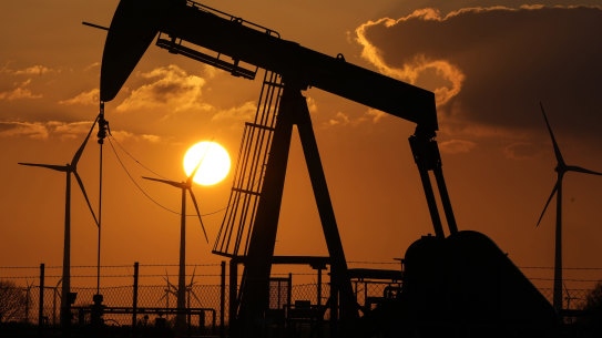 United Nations chief Antonio Guterres has urged countries to ban fossil fuel advertising. 