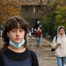 First-year arts student Georgia Gillies supports Melbourne University’s directive to mask up in classrooms, but questions why it has dropped its vaccination mandate.