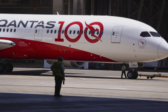 Qantas’ Dreamliner flies between Lo<em></em>ndon and Sydney via Darwin since the COVID-19 pandemic.